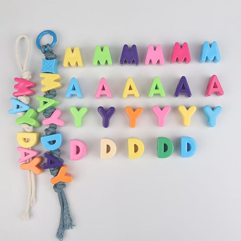 パーソナライズされた名前のキーホルダー,1〜7文字,手作り, - Initial Ring Custom のレビューと価格