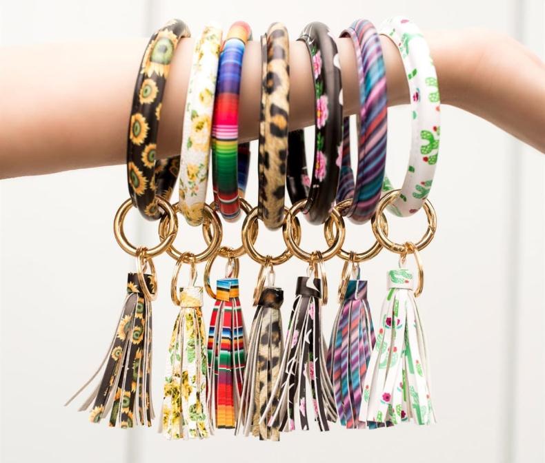 パーソナライズされたモノグラムキーホルダー,ヒマワリ,サボテ - Monogram Keychain Leather のレビューと価格