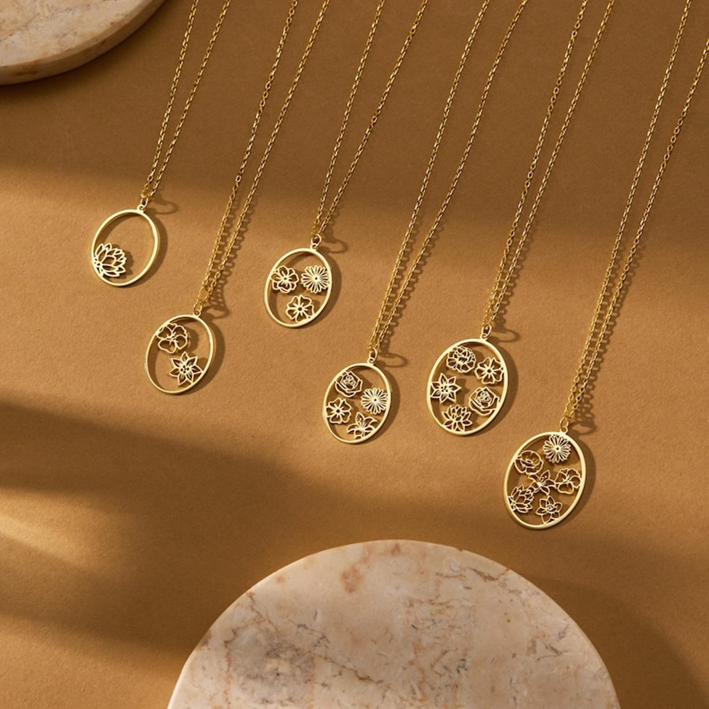 カスタム誕生花ネックレス　パーソナライズフラワーペンダントネ - Birth Flower Necklace のレビューと価格