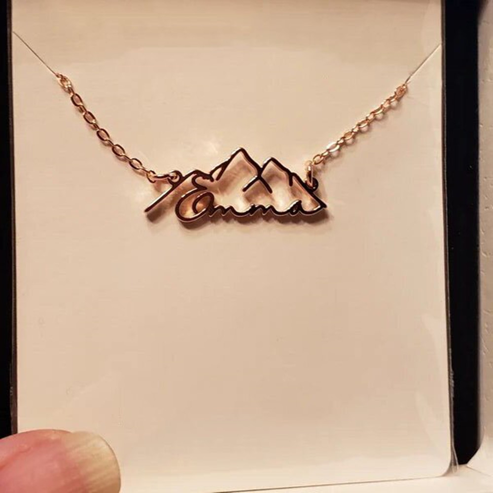 カスタムネームネックレスファッションパーソナライズされたイン - Birth Flower Necklace のレビューと価格