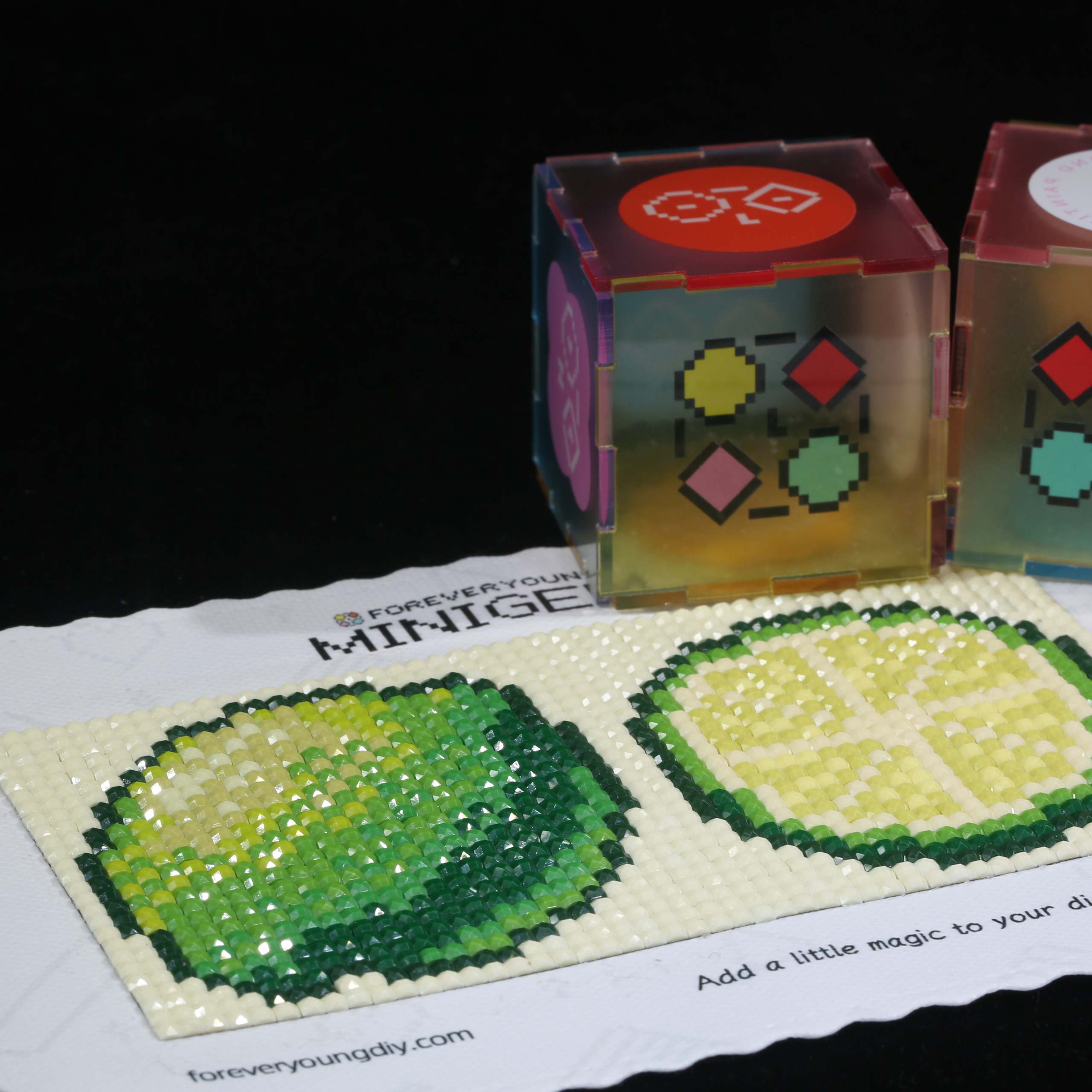 ミニジェム ® ライムデュオ 5フィート x 3フィート 5 - Photo Mosaic Print のレビューと価格