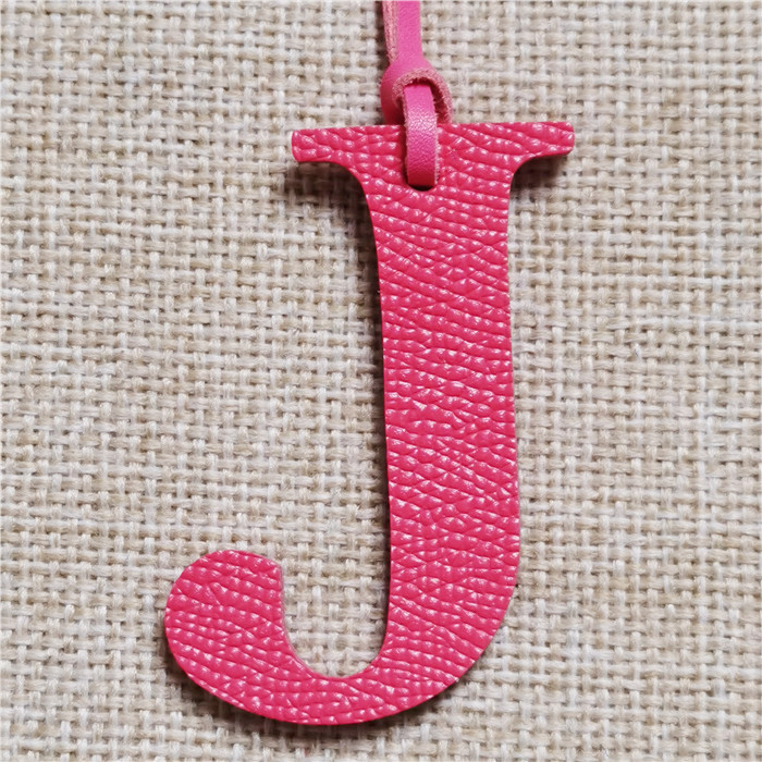 英語の文字H I J K L M N アルファベット 牛革P - Monogram Keychain Leather のレビューと価格